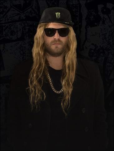 8. Find Your Grind & Find Yourself with Luke “The Dingo” Trembath